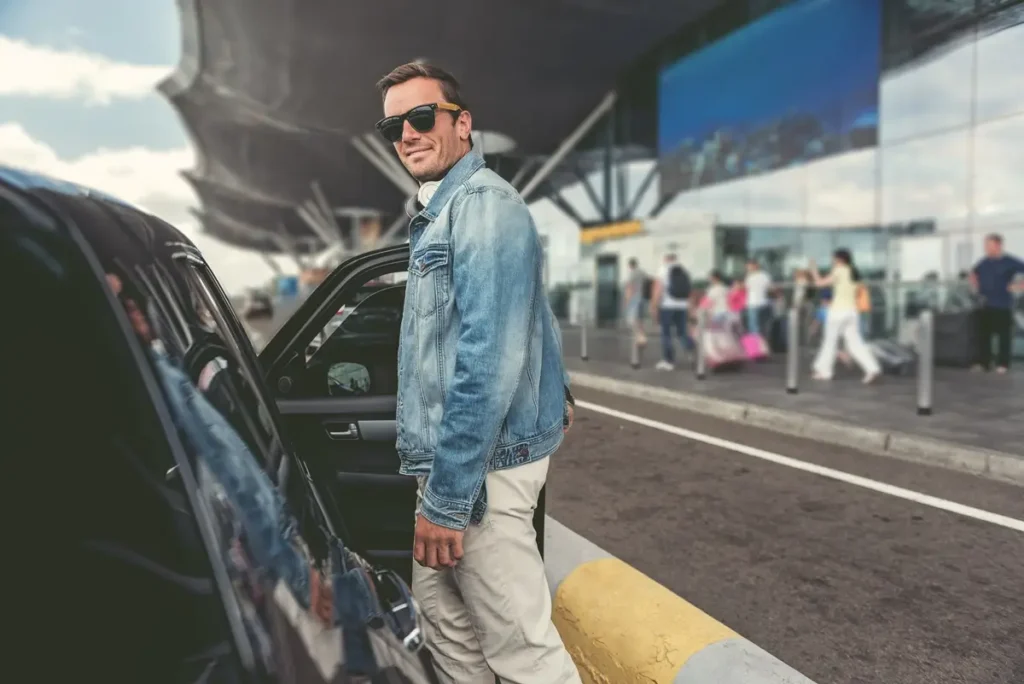 Camberley to stansted airport cheapest taxi services
